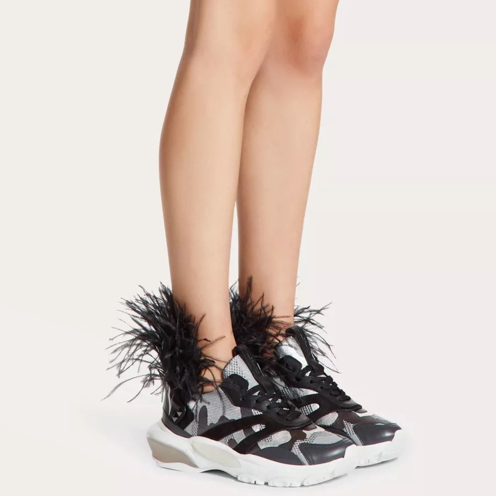 Valentino feather Sneakers 9